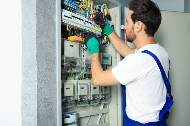 Best Emergency Electrical Repair  in Glenwood Landing, NY